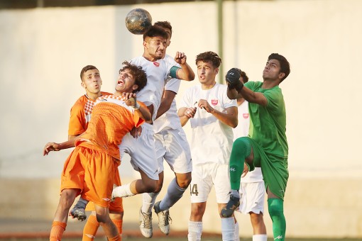 نارنجی پوشان کوهسار - پرسپولیس