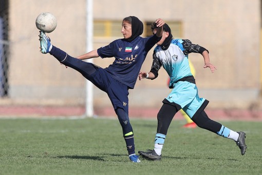 طلایی طاران البرز - گل گهر سیرجان