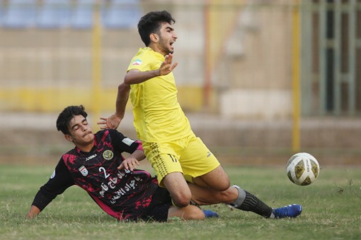 نفت اهواز - عقاب کرمانشاه