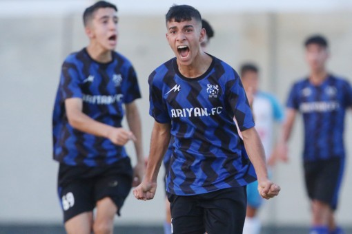 آریان اهواز - بهمن باغملک