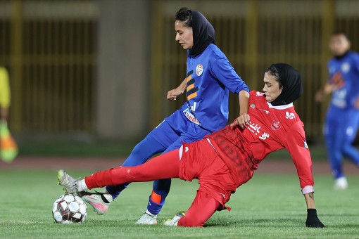 سنگین ماشین ایستا البرز - پرسپولیس تهران