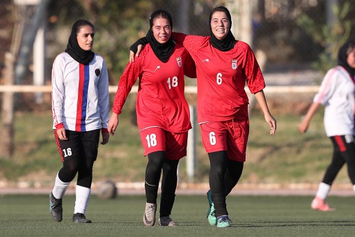 تیم ملی نوجوانان بانوان - آینده سازان یکتا هشتگرد