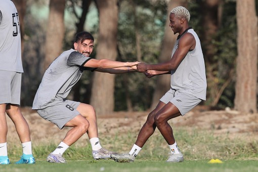 تمرین تیم فوتبال استقلال ایران