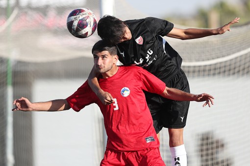 راه آهن نوین باقرشهر - پیروزان فوتبال تکین