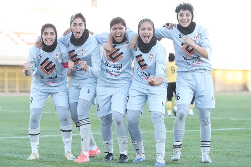 سنگین ماشین ایستا البرز - سپاهان اصفهان