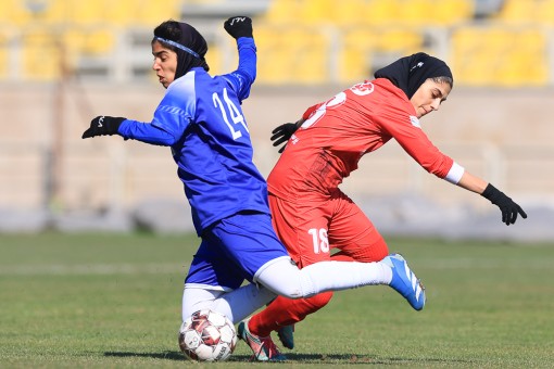 پرسپولیس تهران - آوا تهران