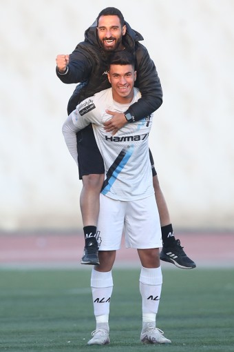 استقلال - پیکان