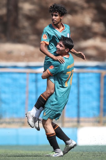 پاس قوامین - پارسیان جوان ایرانیان