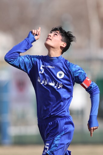 ایرانمهر باباخانی - پسران آسمان آبی