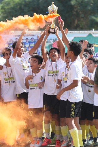 جشن قهرمانی تیم فوتبال زیر ۱۴ سال فریس اهواز