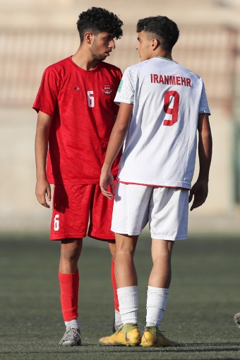 پیروزان ورزش آسیا - ایرانیان مهر شهید باباخانی