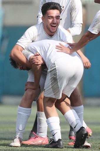 ستاره سرخ آسیا - سرخ حصار